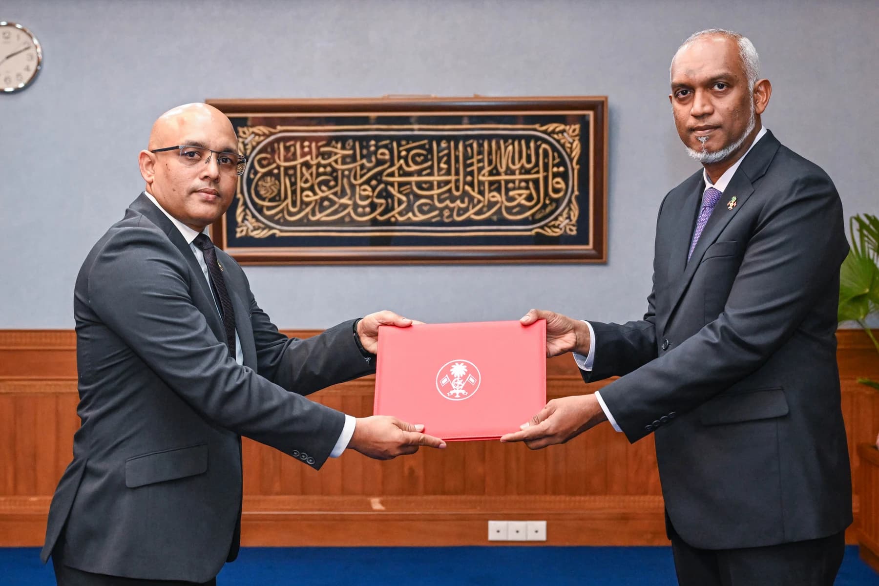 Hassan Zareer receives his appointment as Finance Minister from President Mohamed Muizzu on 8 June 2026.