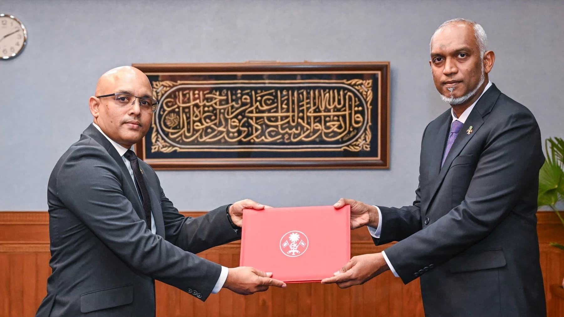 Hassan Zareer receives his appointment as Finance Minister from President Mohamed Muizzu on 8 June 2026.